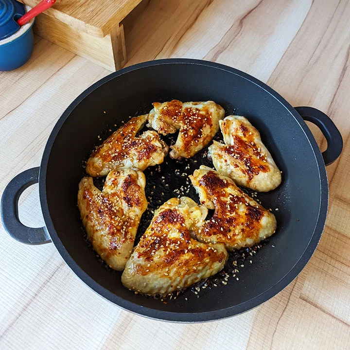 Chicken Wings Rezept aus 5 Zutaten Küche von Jamie Oliver - in Teriyaki Sauce mit weniger Fett