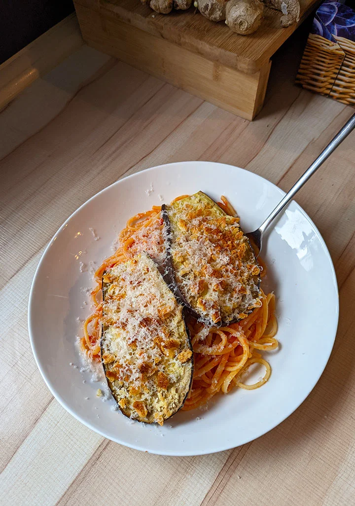 Spaghetti Milanese & Auberginen aus 7 Mal anders von Jamie Oliver